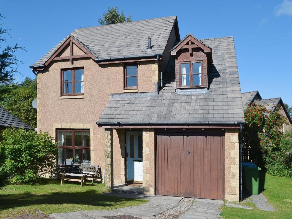 Birchlands Villa Aviemore Exterior photo